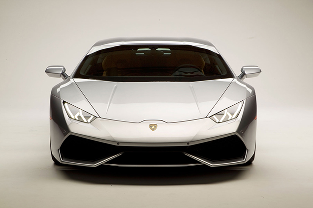Nieuw serie foto's van de Lamborghini Huracán LP 610-4 online
