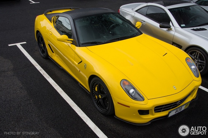 Yellow 599 GTB Fiorano Hamann stands out in Moscow