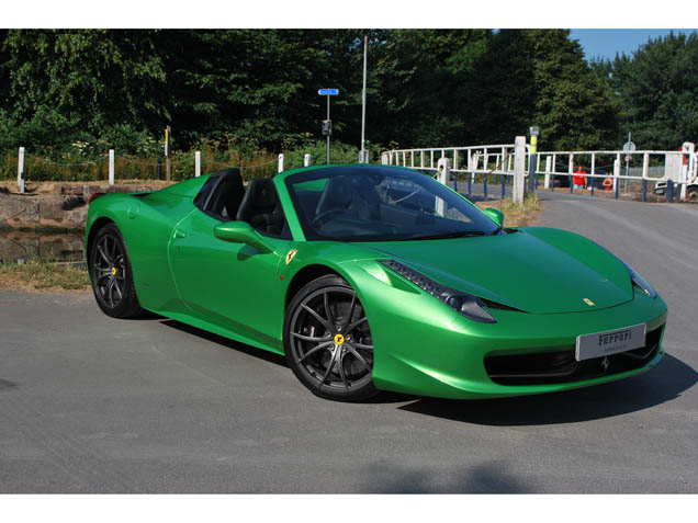 Er is er nog één: groene Ferrari 458 Spider zoekt nieuwe eigenaar!